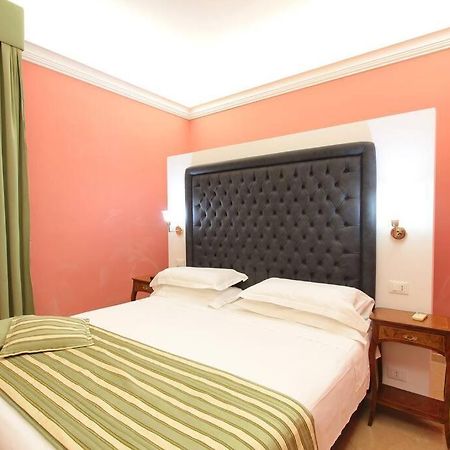 רומא 41 Nazionale Suite 41 מראה חיצוני תמונה
