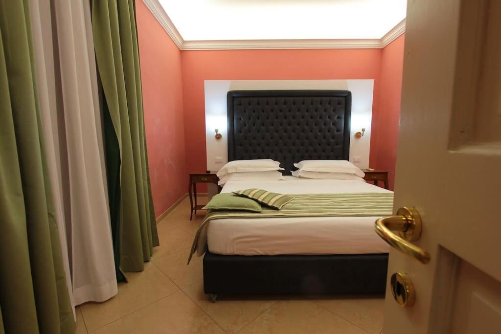 רומא 41 Nazionale Suite 41 מראה חיצוני תמונה